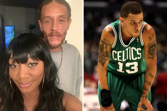 Who Is Delonte West? Biography and Net Worth